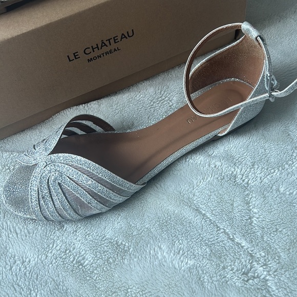 Sparkly flats - Picture 2 of 6